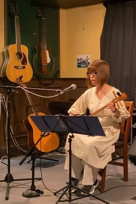 9月　生歌生演奏披露